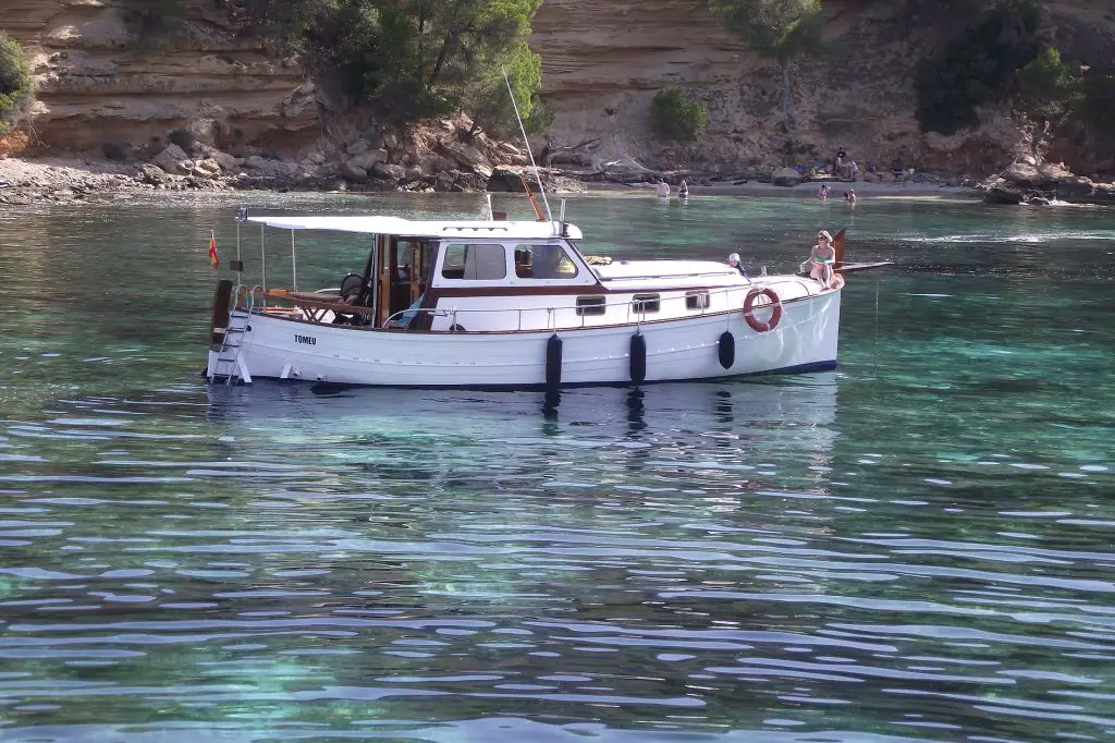 Boat charter in Mallorca holiday rent Llaut boat